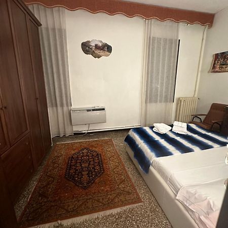 Rosa Apartment Венеція Екстер'єр фото