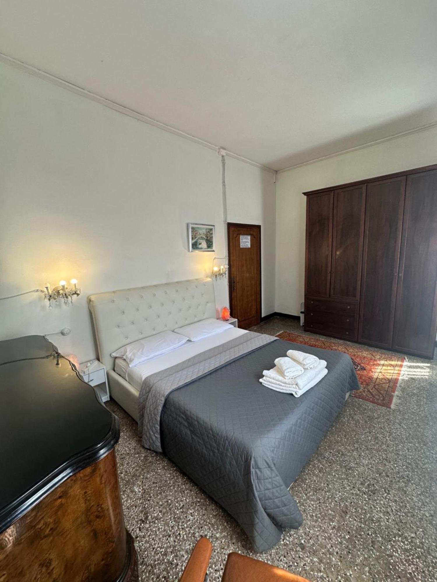 Rosa Apartment Венеція Екстер'єр фото